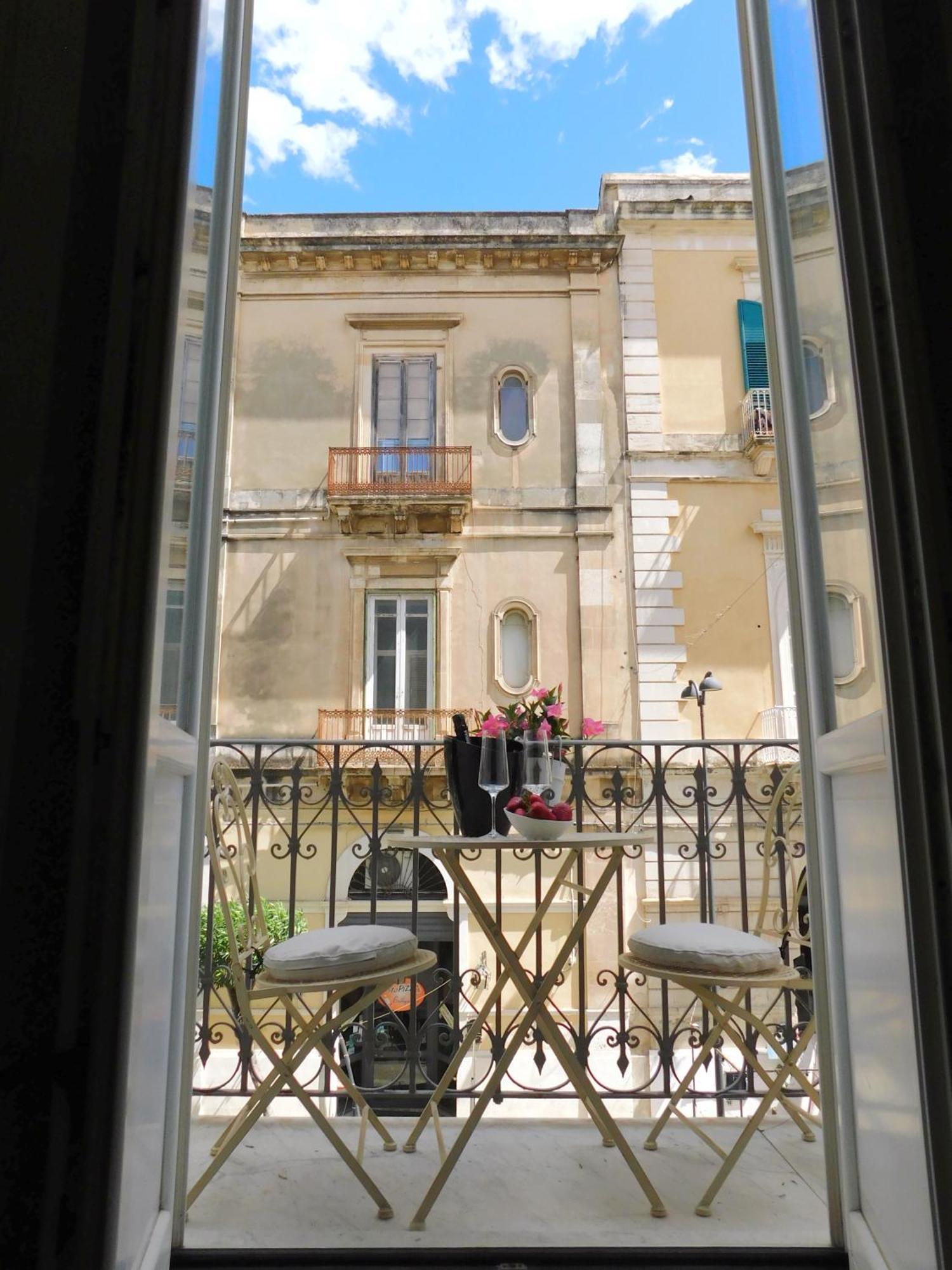 La Dimora Dei Mille Apartamento Syracuse Exterior foto