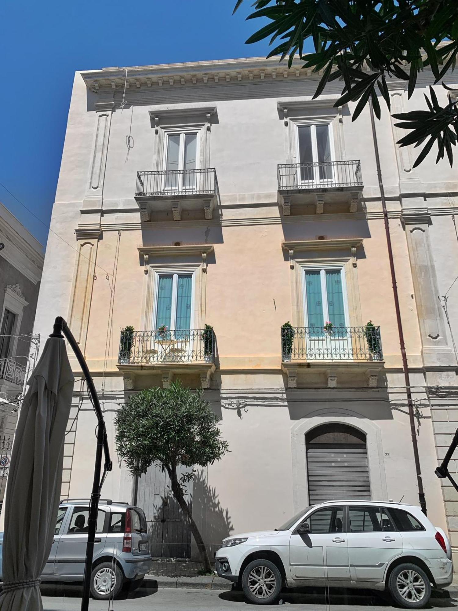 La Dimora Dei Mille Apartamento Syracuse Exterior foto