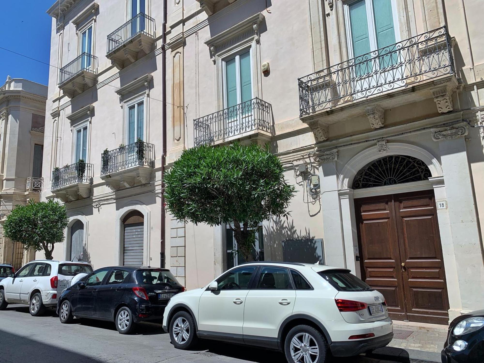 La Dimora Dei Mille Apartamento Syracuse Exterior foto